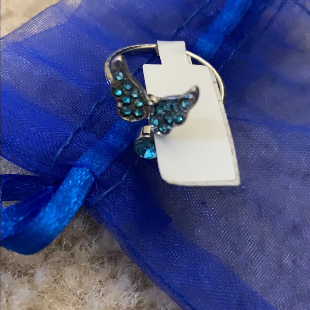 Butterfly ring. - Picture 2 of 3